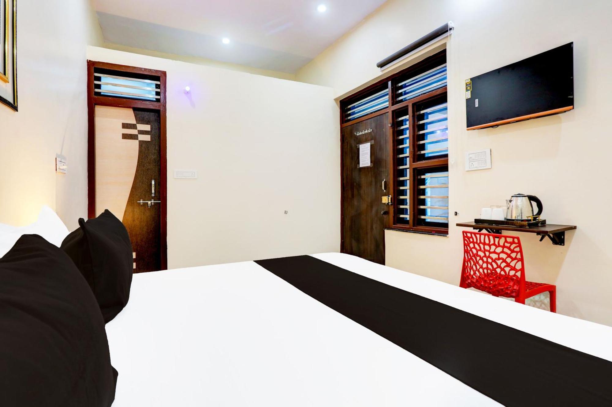 Hotel O Swarnim Hotel Neemrana Exterior photo