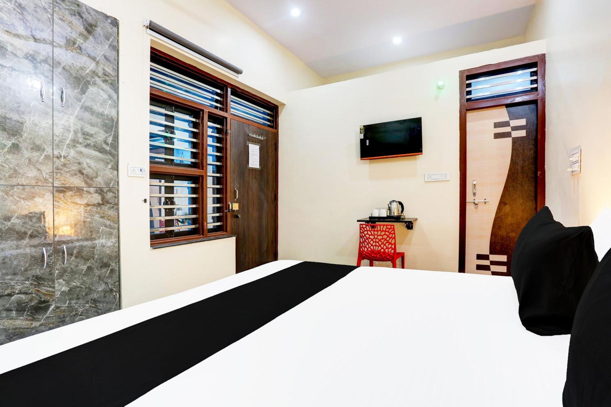 Hotel O Swarnim Hotel Neemrana Exterior photo